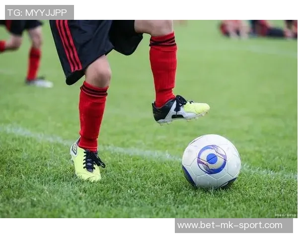 提高足球逆足技巧的有效训练方法与实用建议